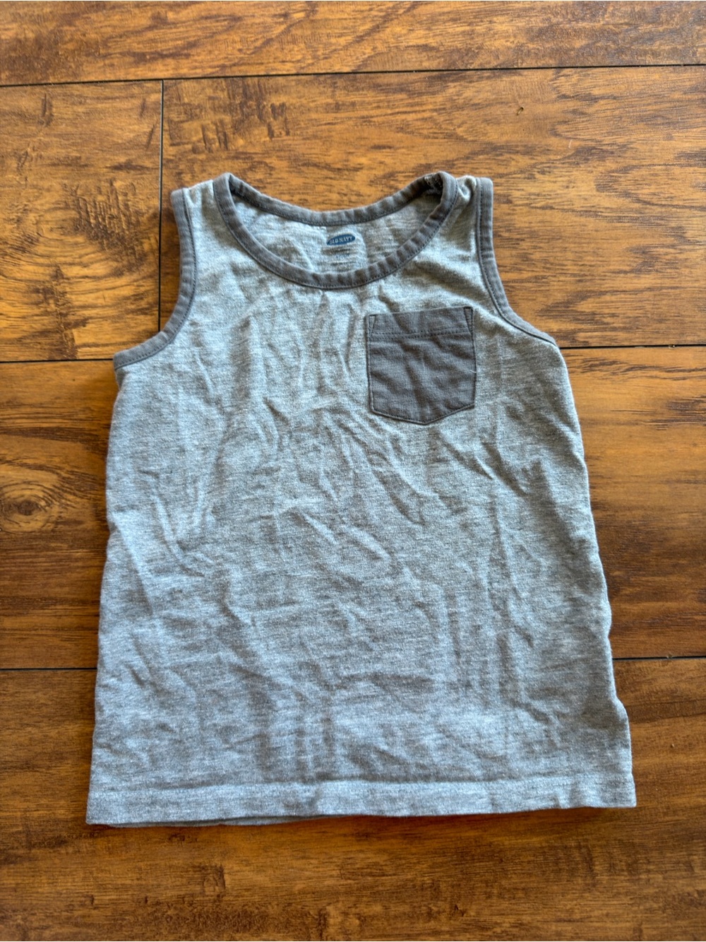 Old Navy Gray Tank Top with Dark Gray Pocket - Kids